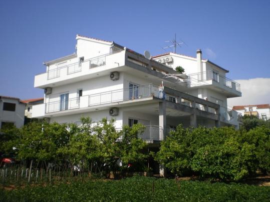 Apartments Maslina トロギール エクステリア 写真