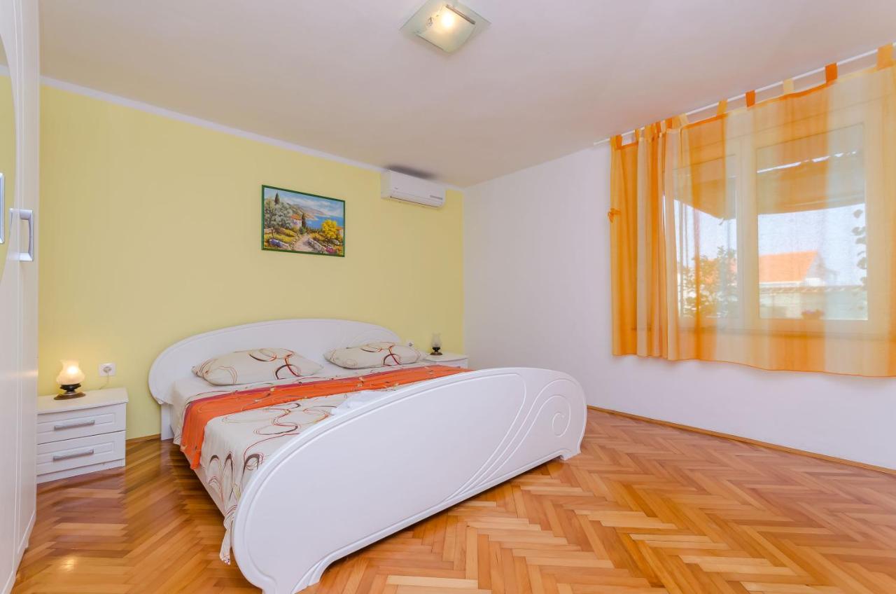 Apartments Maslina トロギール エクステリア 写真