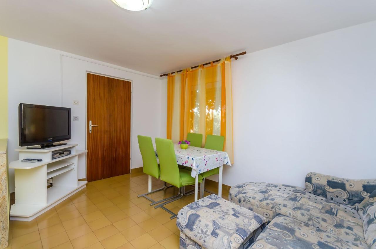 Apartments Maslina トロギール エクステリア 写真