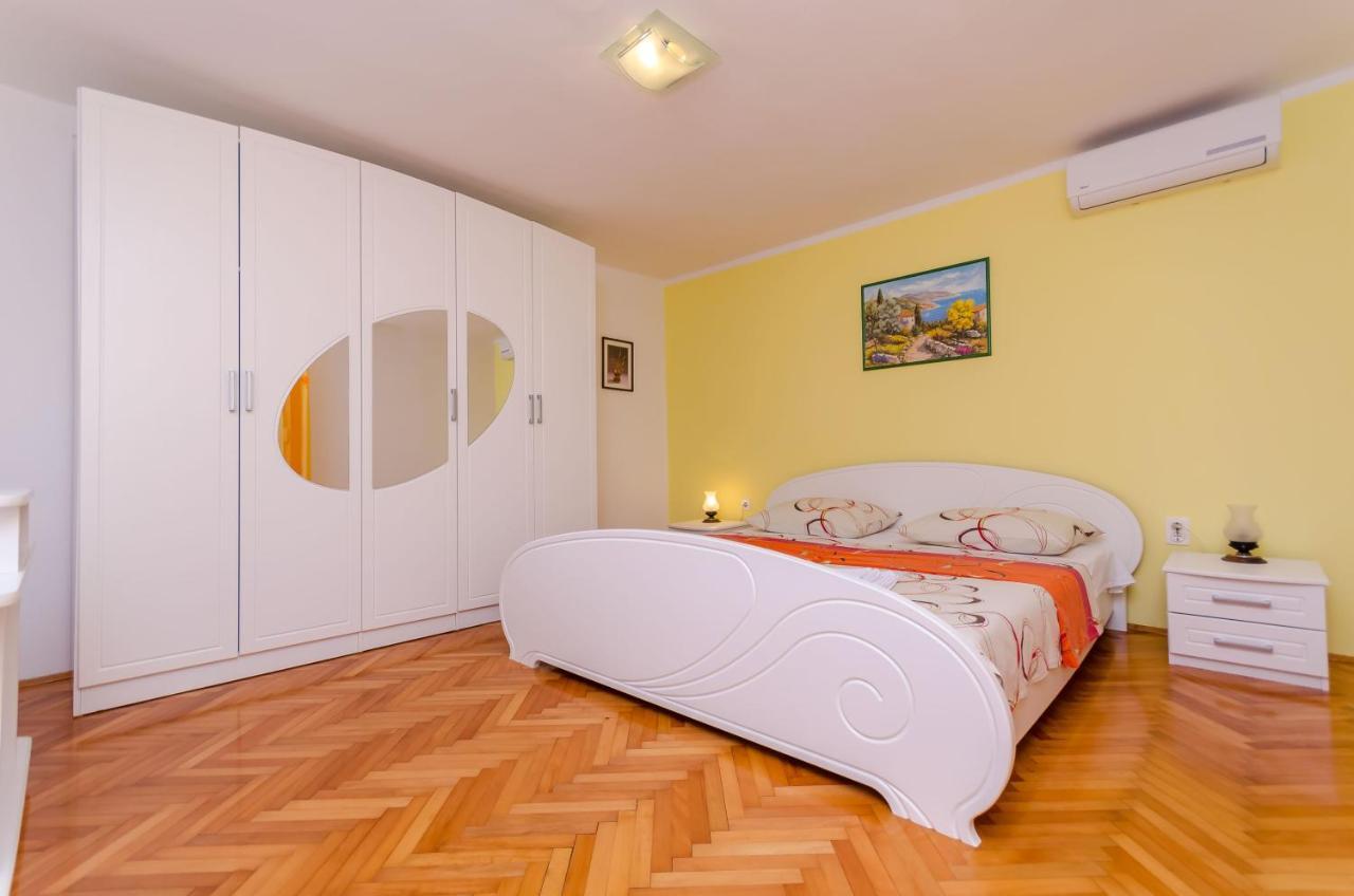 Apartments Maslina トロギール エクステリア 写真