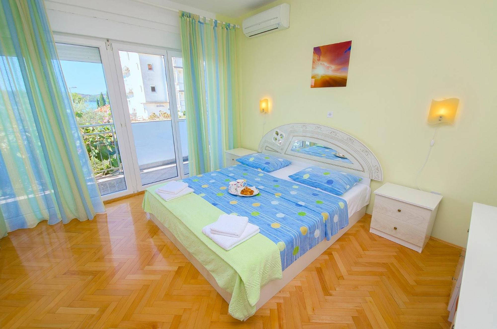 Apartments Maslina トロギール エクステリア 写真