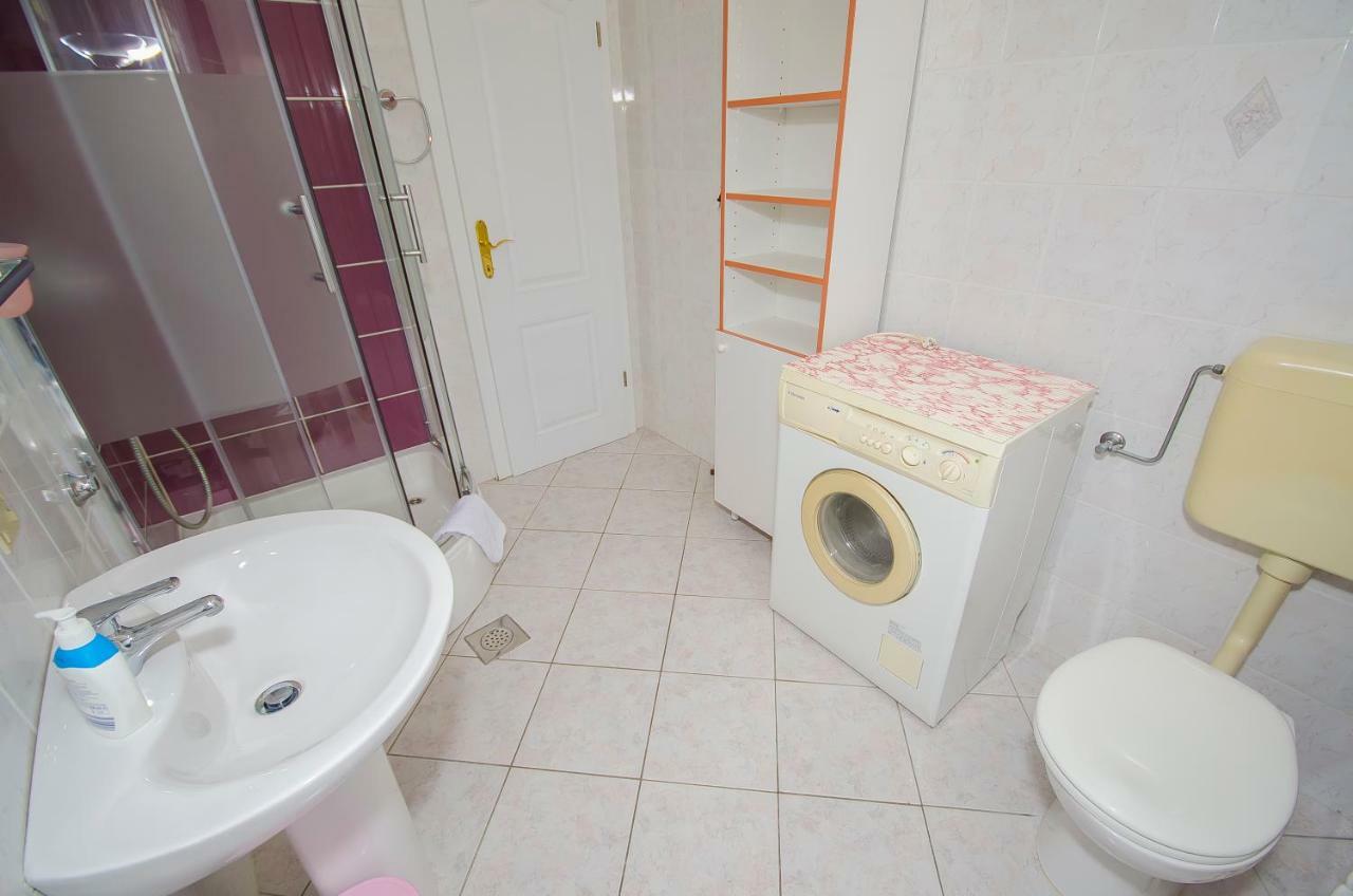 Apartments Maslina トロギール エクステリア 写真